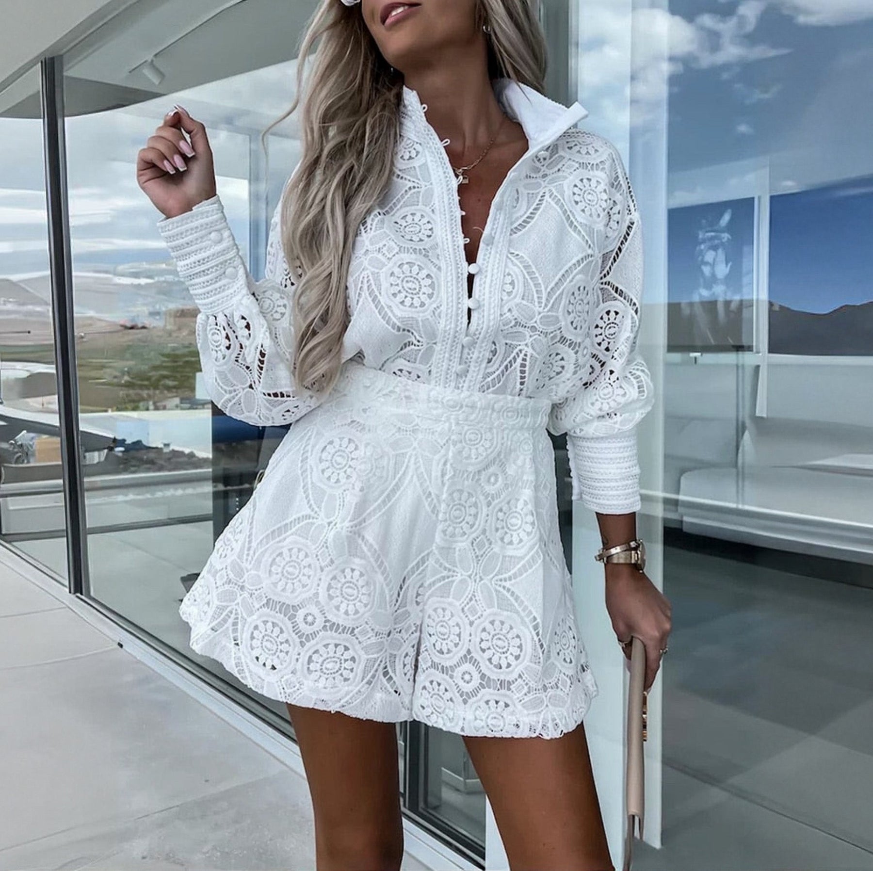 Margaret | Ensemble En Dentelle Avec Blouse Et Short