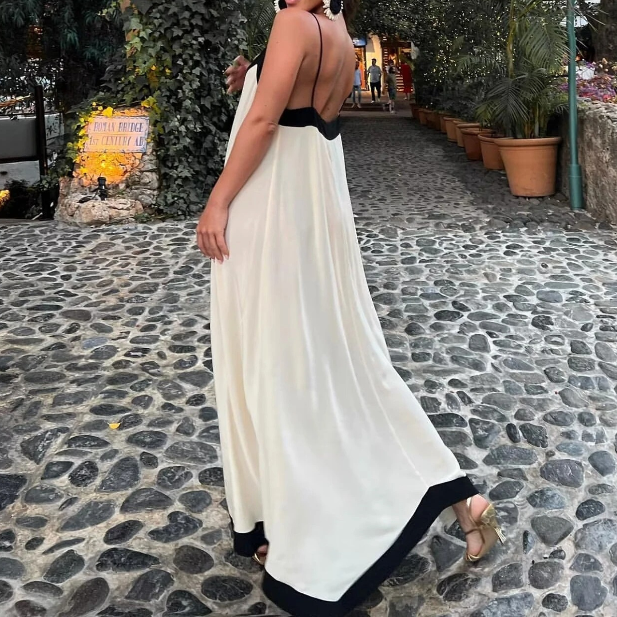 Anaïs | Robe Fluide Et Élégante À Bretelles Réglables
