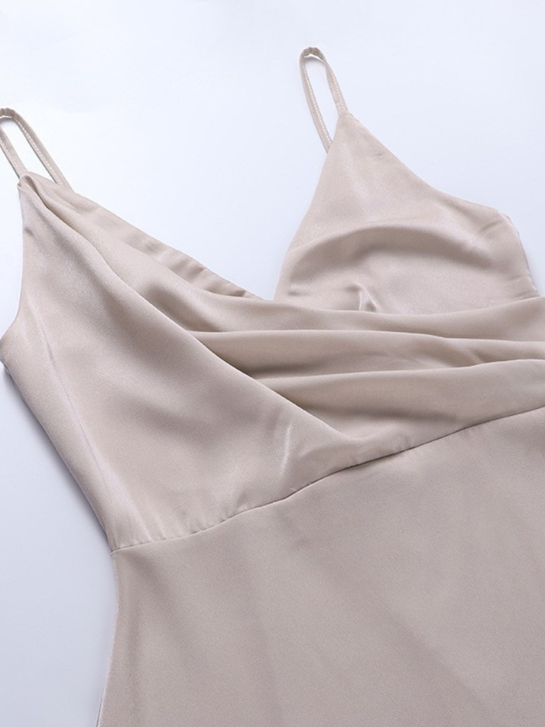 Krizia | Robe En Satin À Col Cascade Et Fente Haute