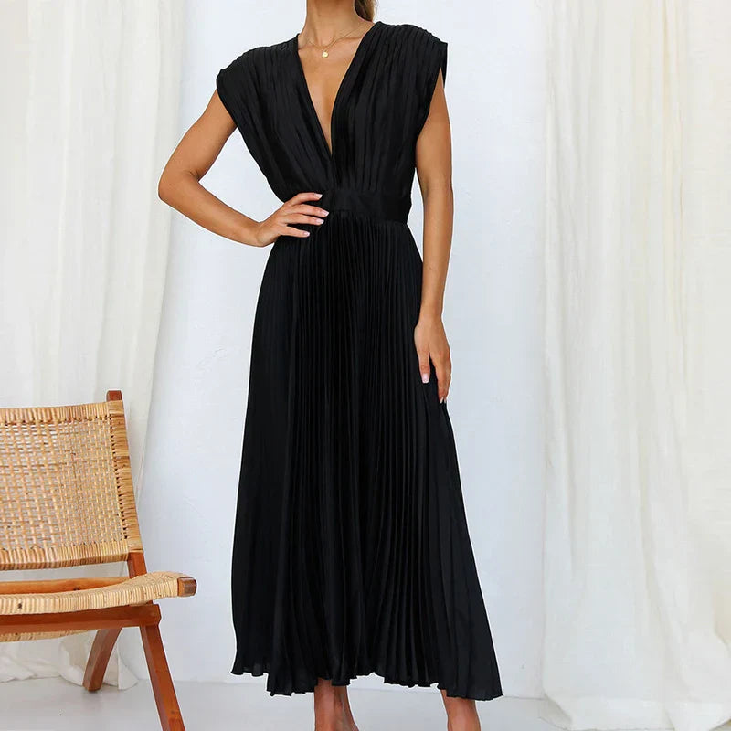 Isaura | Robe Élégante Sans Manches À Plis Structurés