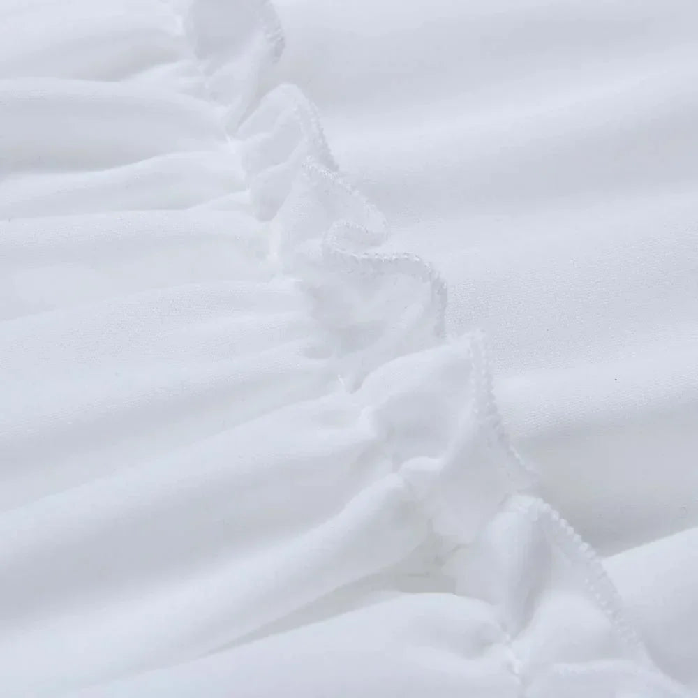 Gia | Robe Courte En Dentelle Avec Manches Évasées Et Bretelles Réglables