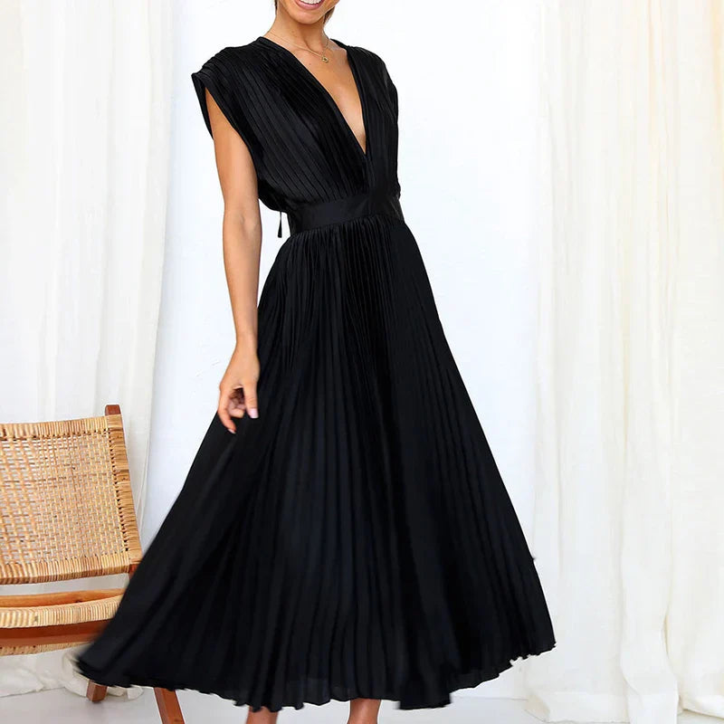 Isaura | Robe Élégante Sans Manches À Plis Structurés