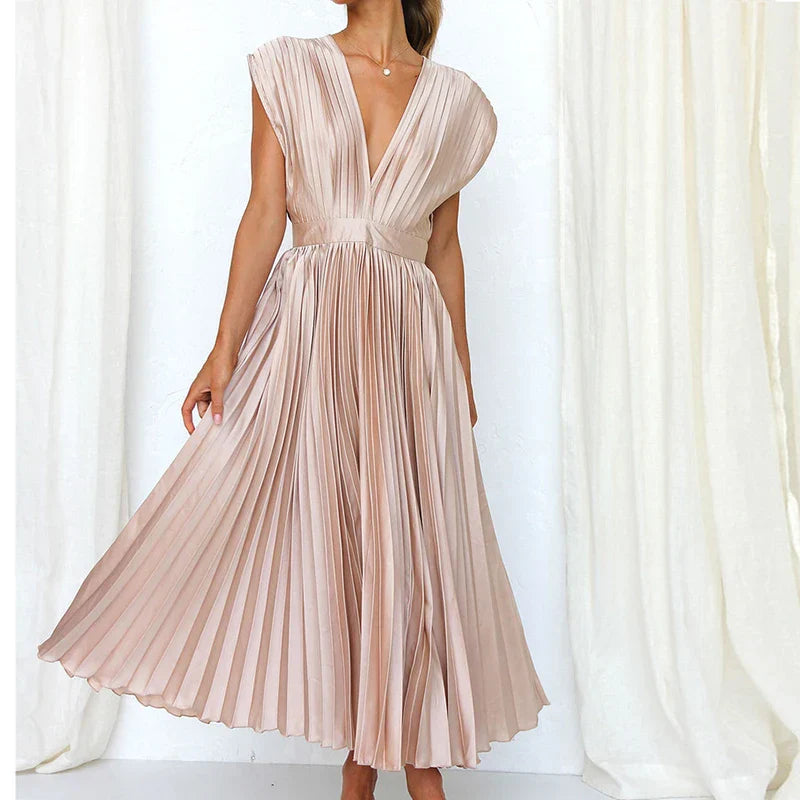 Isaura | Robe Élégante Sans Manches À Plis Structurés
