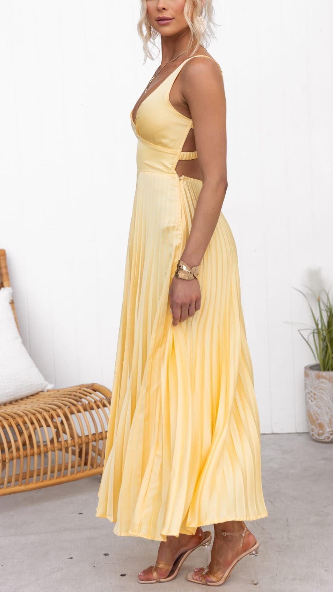 Narda | Robe Longue Plissée à Décolleté en V