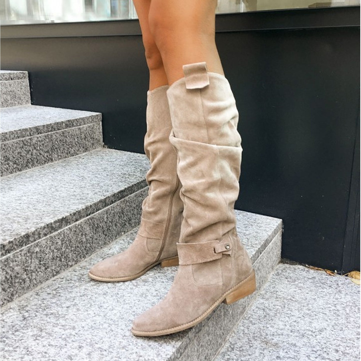 Bottes Véra – Élégance d’Hiver - Piedis LTD Bottes Véra – Élégance d’Hiver 0 Piedis LTD Abricot / 34 Piedis LTD 0
