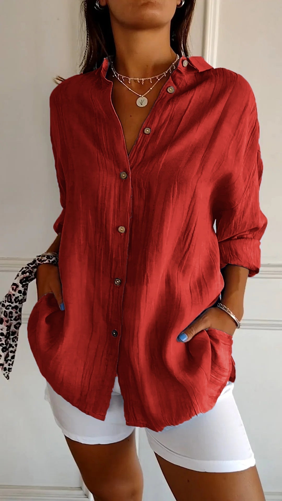 Yara | Blouse Classique À Plis Et Coupe Structurée