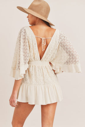 Solena | Robe Courte En Dentelle Avec Manches Évasées Et Dos Dégagé