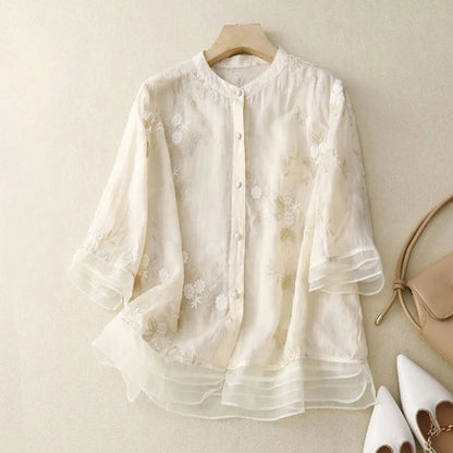 Laurienne – Blouse Brodée