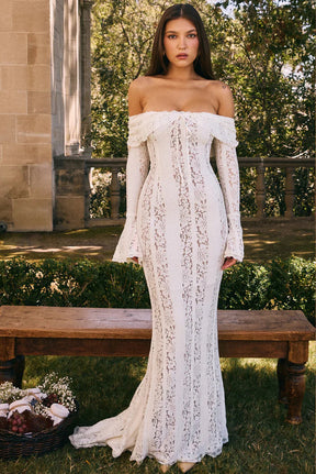 Lesley | Robe Longue En Dentelle À Épaules Dénudées Et Manches Évasées
