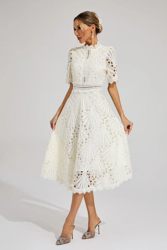 Jelly | Robe Midi En Dentelle Avec Encolure Élégante Et Coupe Raffinée