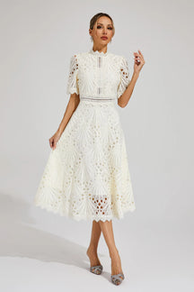 Jelly | Robe Midi En Dentelle Avec Encolure Élégante Et Coupe Raffinée
