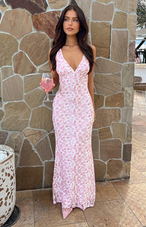 Selina | Robe Longue en Dentelle Rose Élégante