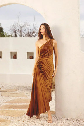 Zarelia | Robe Midi Plissée Asymétrique