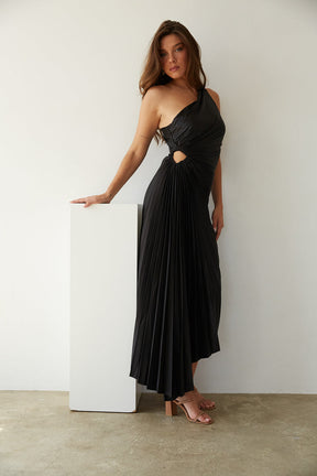 Zarelia | Robe Midi Plissée Asymétrique