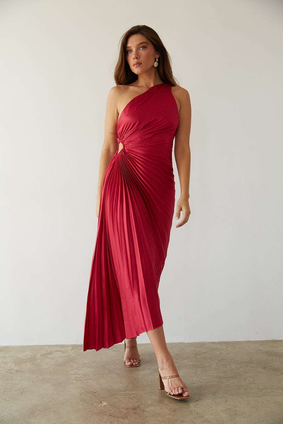 Zarelia | Robe Midi Plissée Asymétrique
